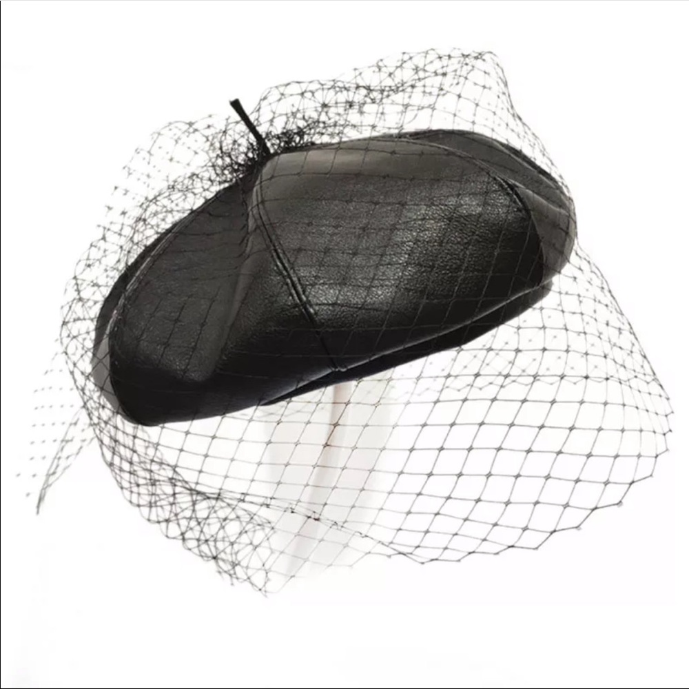 Brand new French beret with veil